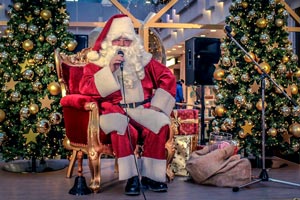 Weihnachtsmannsprechstunde in der Leipziger Strohsackpassage